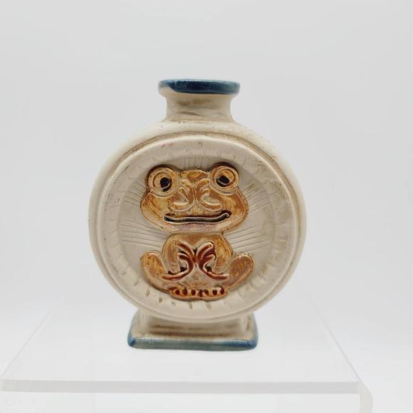 Vintage stoneware pottery frog vase